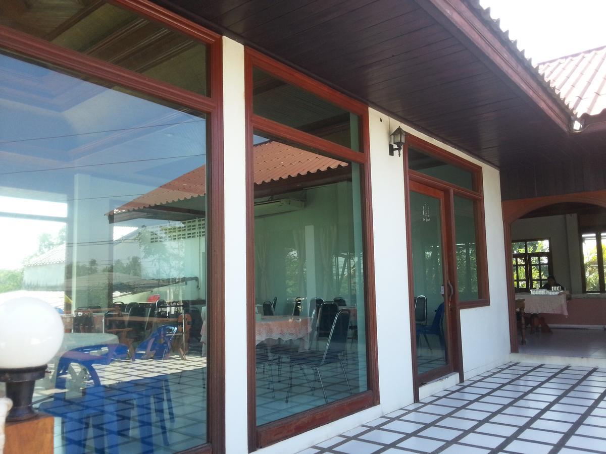 Thong Paeka Hotel Prasat Zewnętrze zdjęcie