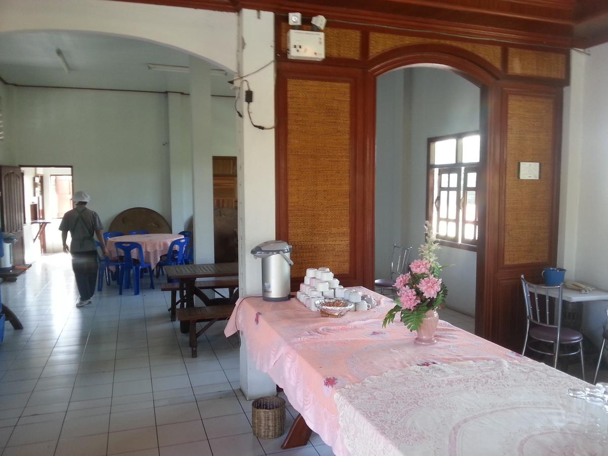 Thong Paeka Hotel Prasat Zewnętrze zdjęcie